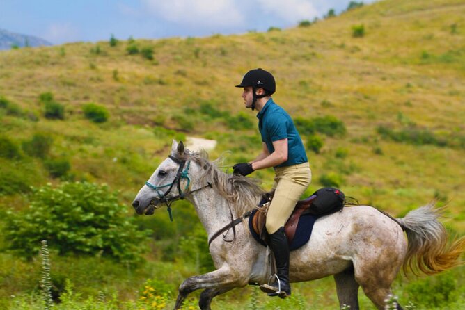 2-Hours Guided Drino's Valley Ride - Price and value for a 2-hour guided horseback ride