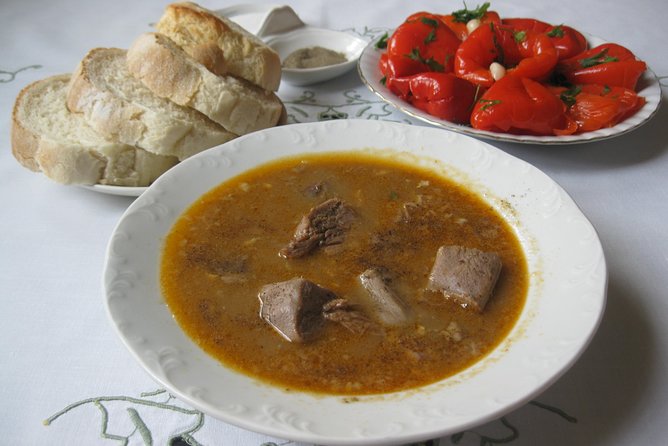 Best of Local Food & City Tour of Tirana - Food & Drinks Included - The guides: what good hosting looks like on the ground