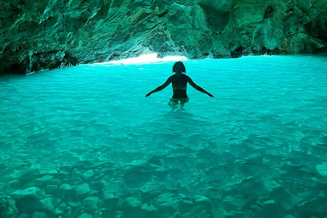Blue Cave & Grama Bay Full Day Guided Boat Tour - Stop 4: Bear Bay (Bristan Bay) and the Communism-Era Fortifications