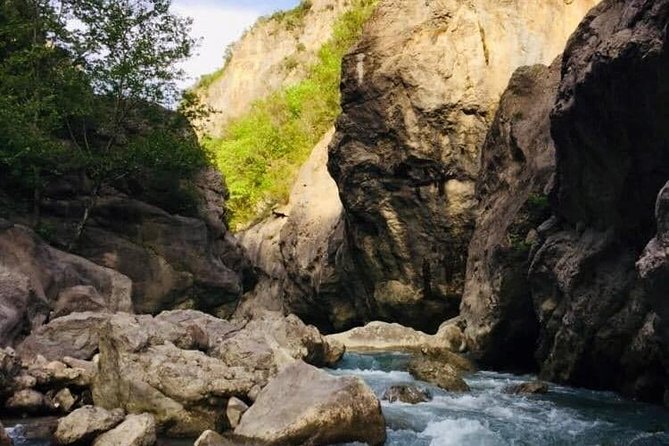 Cave of Pellumbas, Canyons & Castles hiking tour includes lunch - Guide and group vibe: small details that make a big difference