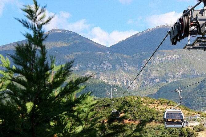 Durres/Golem: Tirana City and Dajti Mountain Cable Car Tour - Skanderbeg Square and Et’hem Bey Mosque, Tirana’s core landmarks