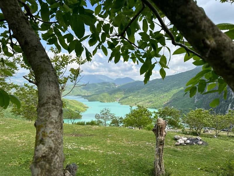 From Tirana: Bovilla Lake & Gamti Mountain Viewpoint Hike - From Tirana by air-conditioned van, you are set up for an easy day