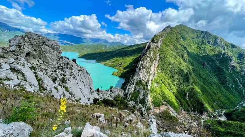 From Tirana: Hike on Gamti Mt & Bovilla Lake on Land Rover - Getting picked up in Tirana without stress