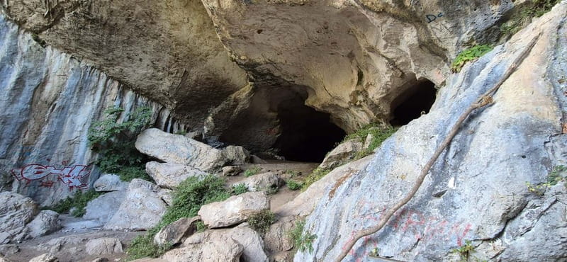 From Tirana: Hiking to Pellumbas Cave & Erzeni Canyon - Why Pëllumbas Black Cave and Erzeni Canyon works as a Tirana day plan