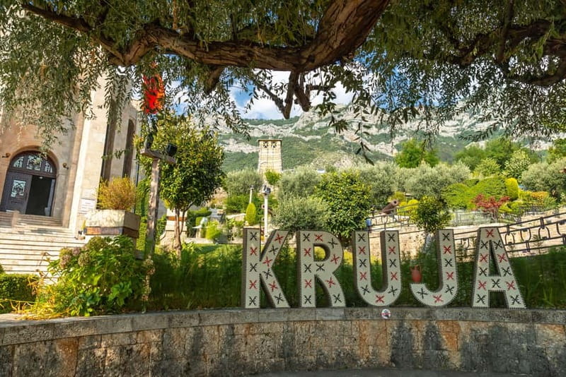 From Tirana: Krujë Day Trip with Krujë Castle & Old Bazaar - Skanderbeg National Museum: what to pay attention to in the first stop