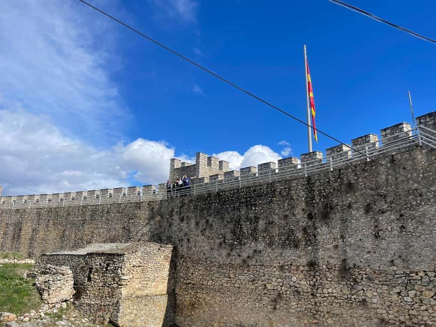 From Tirana: Lake Ohrid & Struga Guided Day Tour - What to pack for a long Ohrid day in changing weather