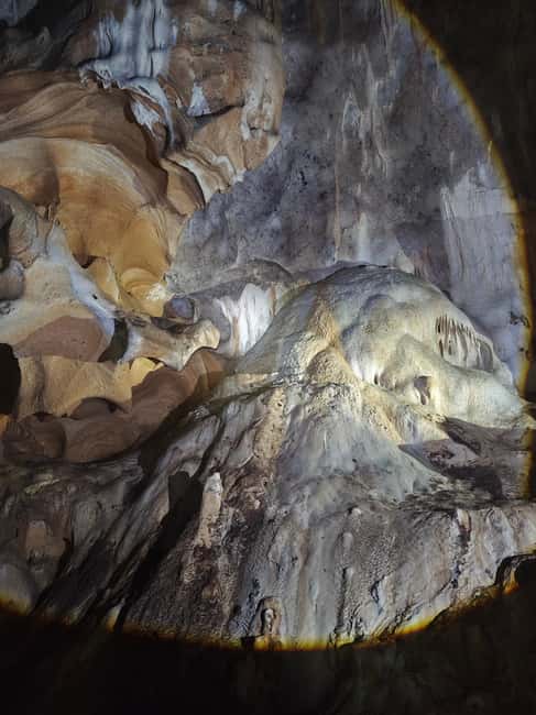 From Tirana: Pëllumbas hiking & Cave exploration - Entering Pëllumbas Cave: formations, guidance, and an easy-to-follow visit