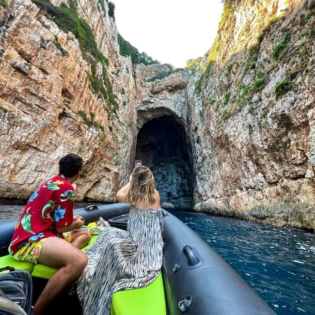 From Vlore: Haxhi Ali Cave & Karaburun Beach Speedboat Tour - Meeting Olympia Tiki Bar and getting set up for the speedboat day