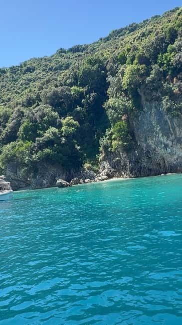 Group Tour 7 stops Saranda to Krorez Free Drink and Umbrella - Krorez Beach: the long 2 to 3 hour reset you’ll use