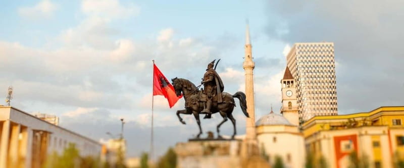 GUIDED TOUR OF TIRANA AND BUNK'ART VISIT - A walk from Dajti Hotel to Rinia Park: city life, not just monuments