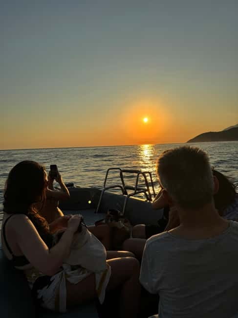 Himara: Sunset Cruise with Swim Stops and Snorkeling - Getting aboard in Himara, and why the small-group feel matters