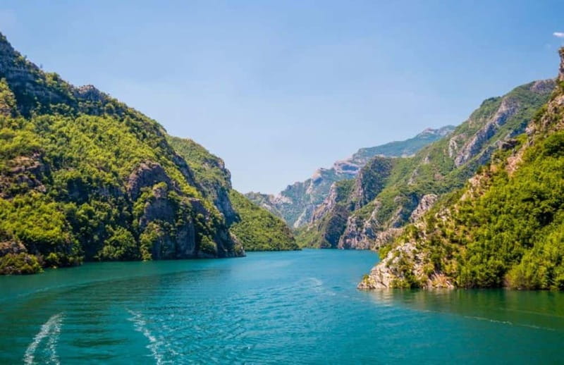 Koman Lake and Shala River - Guide, group size, and the value of not being stuck in a crowd