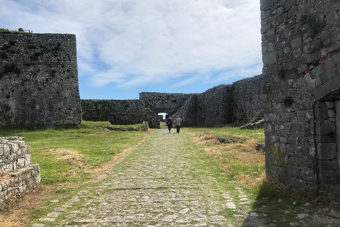 Kruja and Shkodra Day Trip from Tirana (3-6 Pax) - Stop 3: Rozafa Fortress above Shkodra Lake
