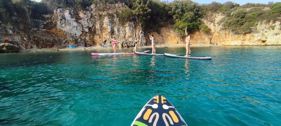 Ksamil islands: Stand-Up Paddle Tour (SUP Tour) - Getting on the water: where you meet and how to find the guide