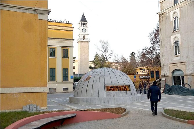 Panoramic City Tour Tirana - Blloku: from communist elite to modern nightlife and shopping