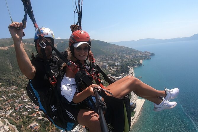 Paragliding Fly Tandem Vlora - Tandem paragliding over Vlora, minus the chaos