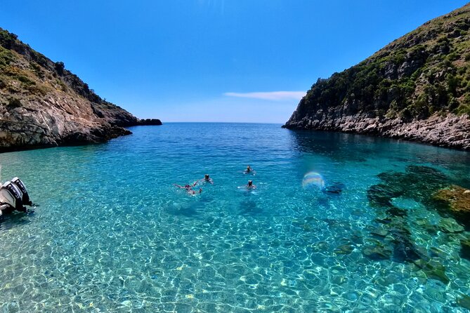 Private 6 H Boat Dafina Bay & Bear's Bay - Stop 6: Back to Vlora on the sea cross, with a final coastal view