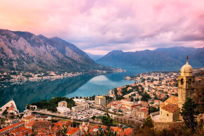 Private Transfer Tirana to Dubrovnik or Vice Versa - Service quality signs from Choose Balkans