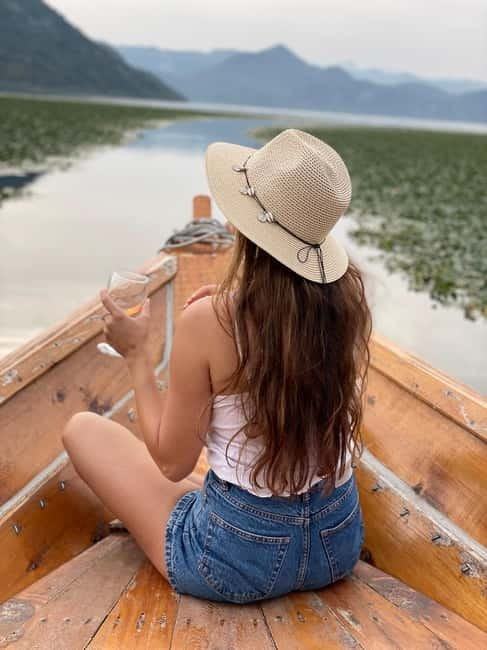 Romantic Sunset tour on Skadar lake with drinks and snacks - Mala and Velika Čakovica islands, the best part for real sunset watching