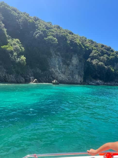 Saranda: Boat tour to 7 destinations end snorkeling - Fabian and the Live Guide Experience: History From Communism Times in Albania