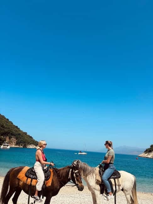 Saranda: Horseback Riding Tour - Kakoma Beach stop: photos, a short walk, and sea-air reset time