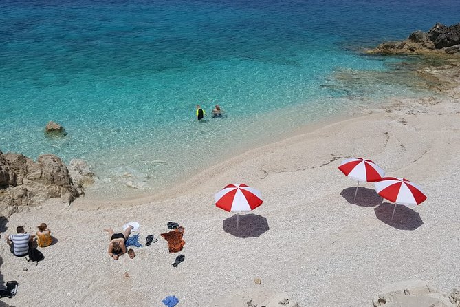 Saranda Jeep Safari 4x4 a Castle, Secret Beach and Blue Eye - Piqeras and Optional Family Lunch: Olive Groves and Real Food