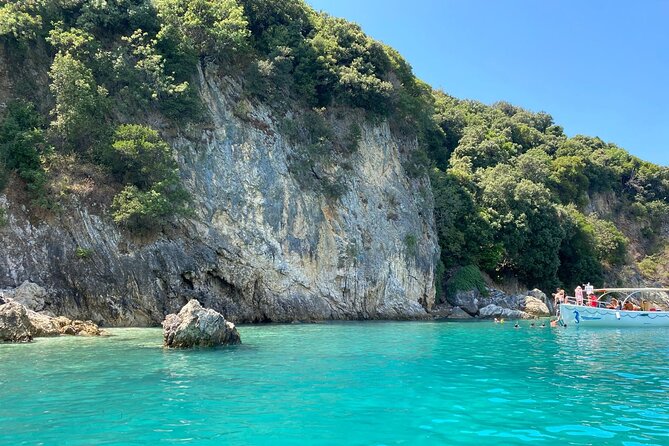 Saranda Sea Adventure: 6 Stops + Drink & Snorkel Fun - Pace and group size: why the day feels manageable