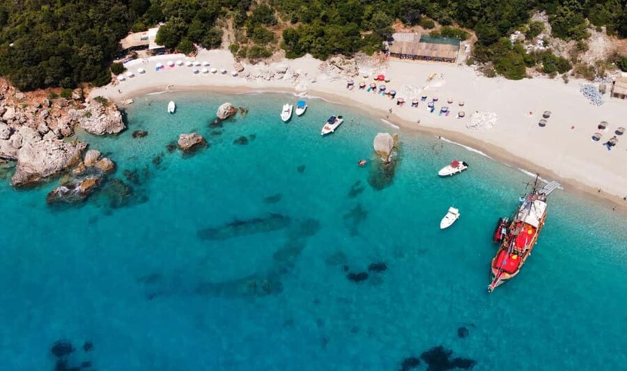 Sarandë: Boat Tour to Kroreza with Snorkel and free Umbrella - Kristal Boat Tours meeting point in Sarandë’s Limani area