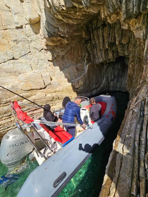 Sarandë: Boat Tour to Kroreza with Snorkel and free Umbrella - Soldier’s Beach and Gjiri i Rrojdhes: quick swims at quieter, boat-only spots