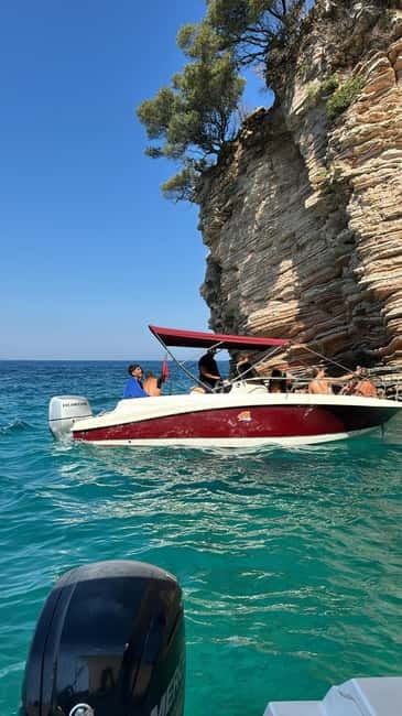 Sarandë: Boat Tour to North side of Sarandë - Key things you’ll notice right away
