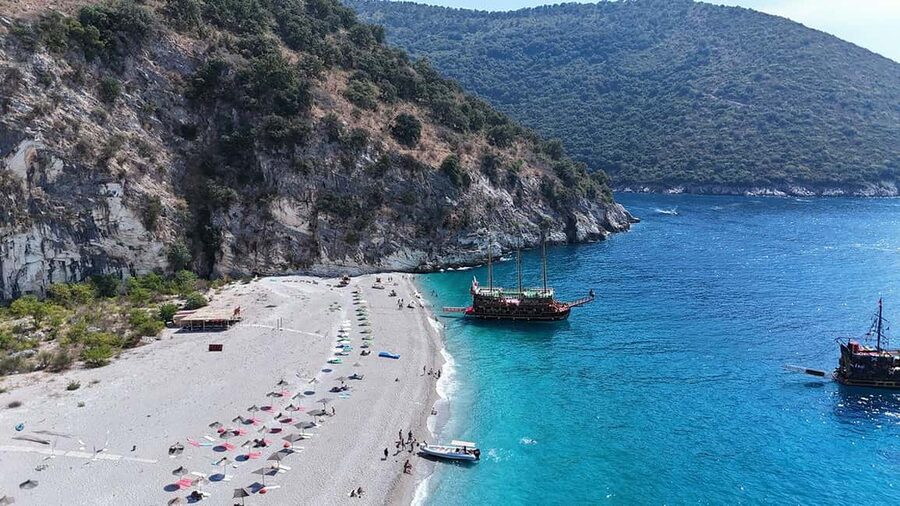 Sarandë: Boat Tour Turtle Cave Kakome & Krorez Snorkeling - Gremina-style snorkeling time in clear coves
