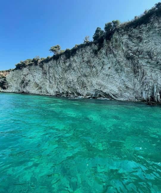 Sarandë:Krorez Boat Tour with Free Umbrella&Snorkelling mask - Key highlights at a glance