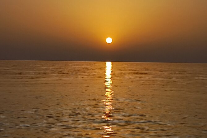 Sarandë Velvet Horizons: A Dreamlike Sunset Cruise - Why the Hercules speedboat sunset feels different in Sarandë