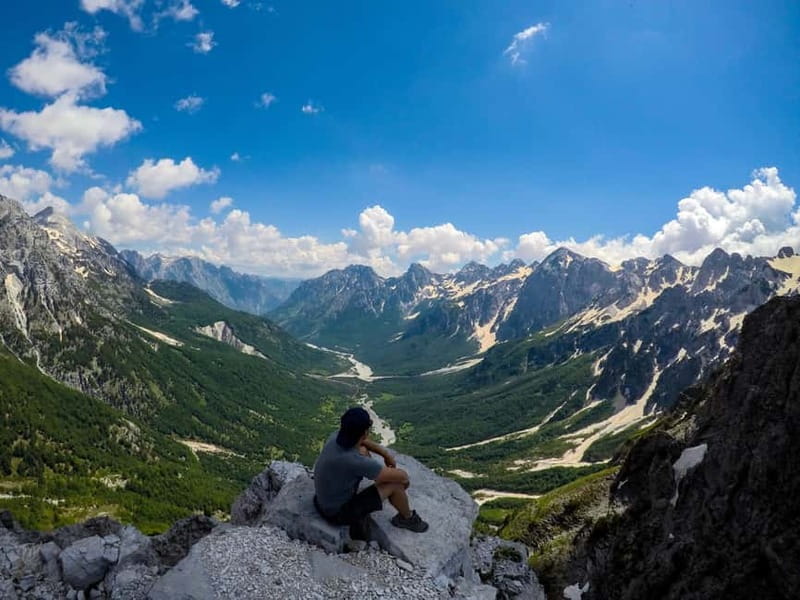 Shkodra to Valbona: including Komani Lake & Shala River Tour - Meeting at Hotel Rozafa and getting moving toward the water