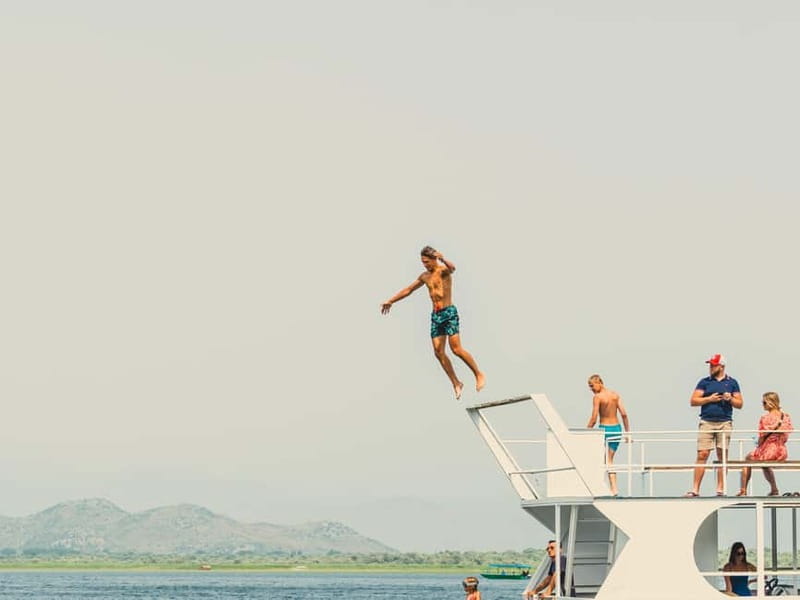 Skadar Lake & Crnojevića River: Swimming, Snacks & Wine - One last cruise stretch on Lake Skadar: calm views after the action