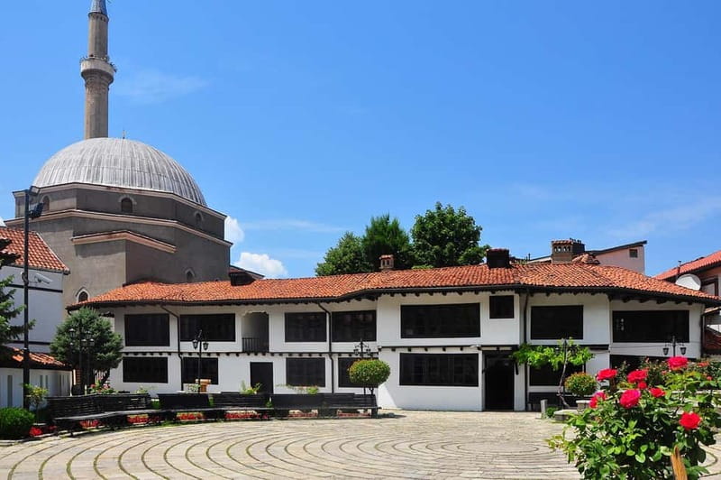 Skopje to Tirana with a stop at Prizren - Key reasons this transfer is worth choosing