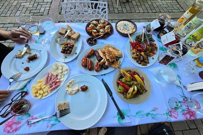 Special Tour "Wine Tasting - Blue Eye and Lekursi Castle" - Lekuresi Castle: Ottoman Fort, Ruins, and a View That Reframes the Valley