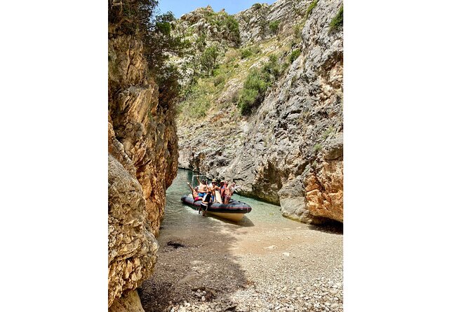 Speed Boat Tour to National Park and Grama Bay - Plazhi i Llovizit and Gjiri i Inglezit: beach time with dramatic cliffs