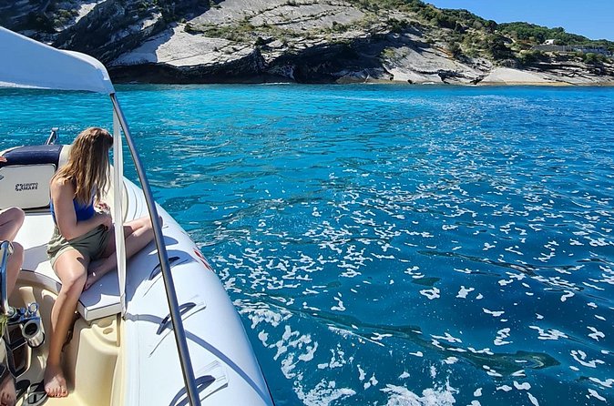 Speedboat Tour Swimming in the Five Island of Ksamil - Group size, sea space, and when to go