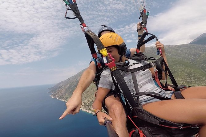 Tandem Paraglading Logara Drimades/Palase Albania - Pilots, Safety Feel, and What English-Friendly Help Changes