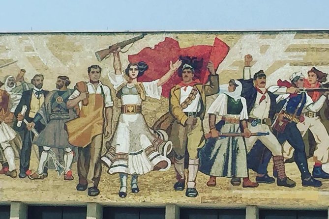 Tirana by locals - Timing, Meeting Point, and How the Walk Feels