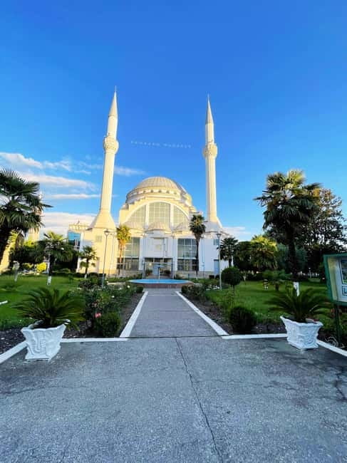 Tirana: Shkoder, Lezhe and Kruje Day Trip with Rozafa Castle - How this day trip earns its place: views, names, and real places
