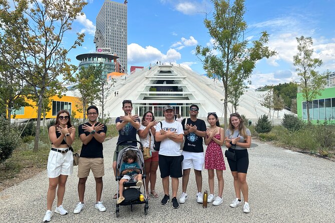 Tirana Walking Tour around the Historic Centre - Churches, the Orthodox Resurrection Cathedral, and finishing at House of Leaves