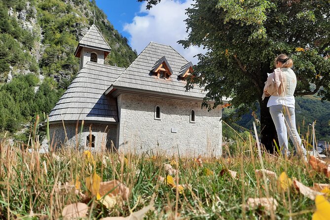 Tour of Komani, Valbona, Thethi, Blue Eye in three days - Day 2: Rragami Waterfall, the Valbona Pass, and reaching Theth