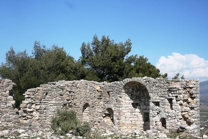 Tour of Saranda - Comfort during the tour: pickup, air-conditioning, and pacing