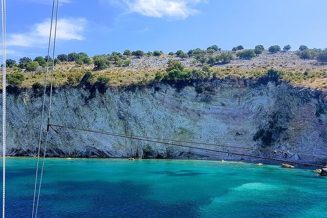 Visit Kroreza Beach by Boat - The 8-hour day: how to pace yourself on a remote shoreline