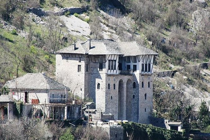 Visit the City of Gjirokastra - Practical tips for a smoother day