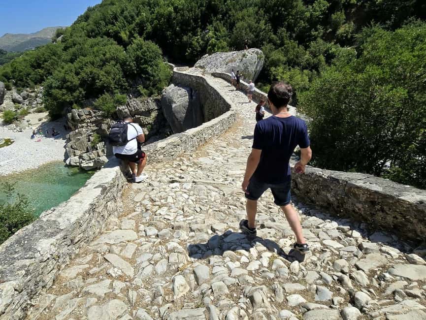 Vlorë: Brataj Bridge , Nivica Canyon & Peshtura Waterfall - Nivica Canyon: where the walking turns the scenery into an experience