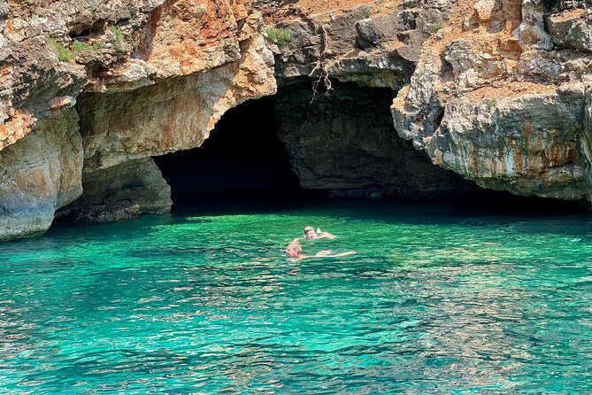 Vlore: Dafina Bay and Haxhi Ali Cave Private Speedboat Tour - Dafina Bay, the beach hour for swimming and underwater color