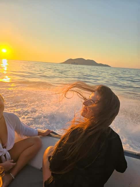 Vlore: Explore Sazan Island & Haxhi Ali Cave by Speedboat - Getting to the right spot: the meeting point and how to start smoothly